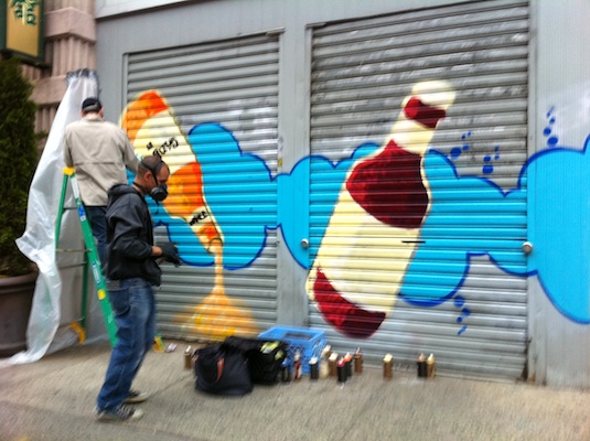 ginger-ale-graffiti-art-advertisement-lower-east-side-ludlow-street-spring-2011-pt3-5
