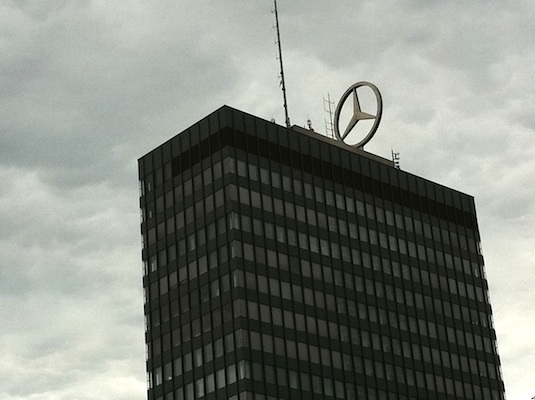 mercedes-benz-daimler-building-sign-berlin-charlottenberg-summer-2011-2